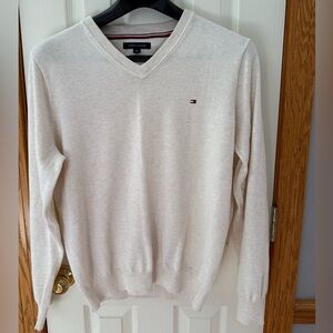 Tommy Hilfiger | Size Large | Bundle of 2 V-Neck Sweaters Cream Navy Blue Mens